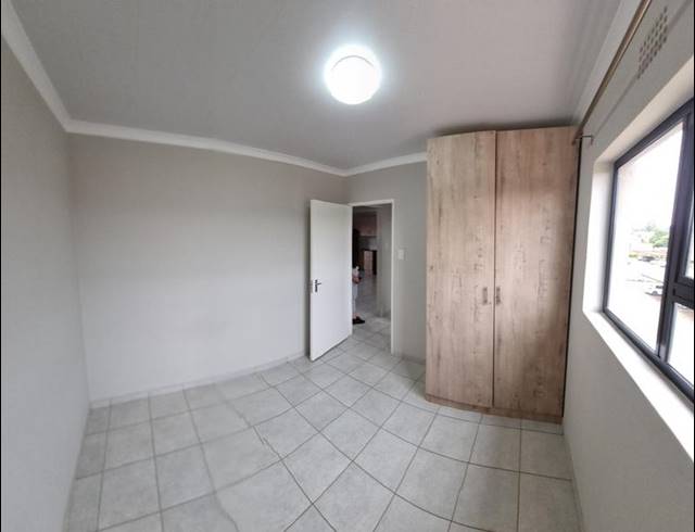 3 BEDROOM TOWNHOUSE FOR SALE IN KENLEAF